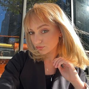 Meet your Posher, Maria